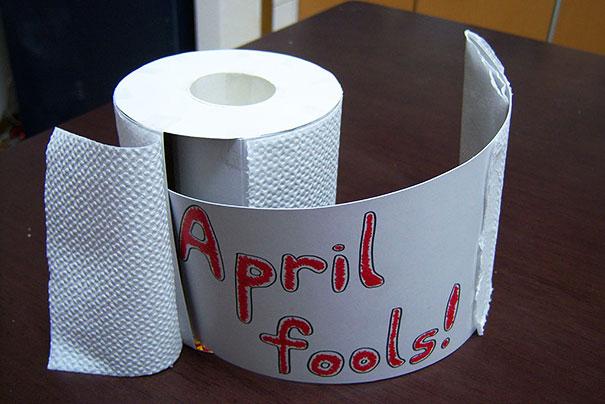 funny-aprils-fool-office-pranks-11