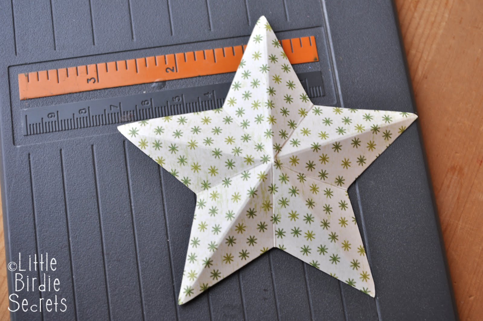 3D pop up paper star tutorial
