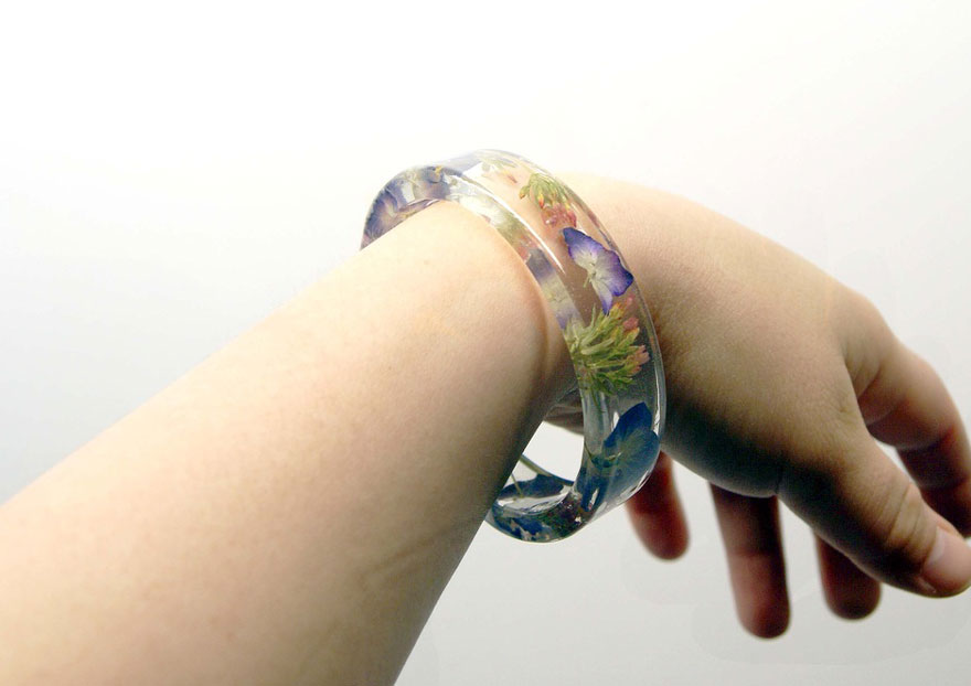 resin-flower-moss-bangles-bracelets-modern-flower-child-sarah-smith-32