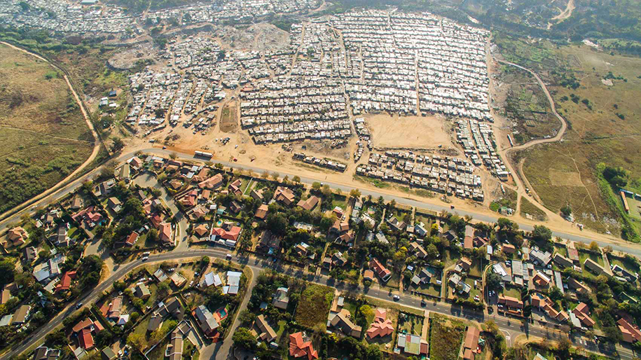 drone-photos-inequality-south-africa-johnny-miller-5