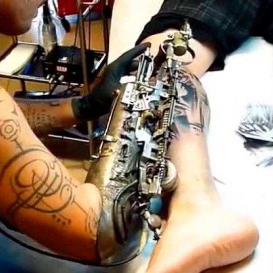 tattooing-prosthetic-Arm-5