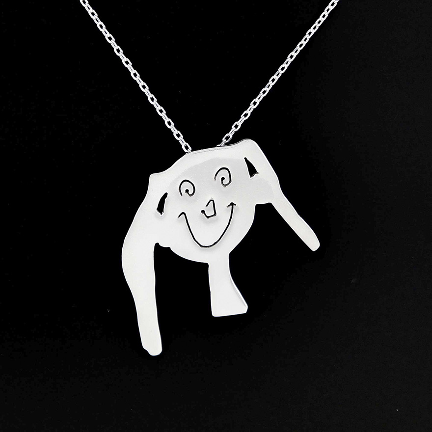 two-artist-moms-are-turning-the-childrens-art-to-unique-silver-jewelries2