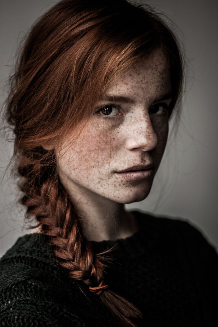 freckles-redheads-beautiful-portrait-photography-1-583565b6ec2c3__700