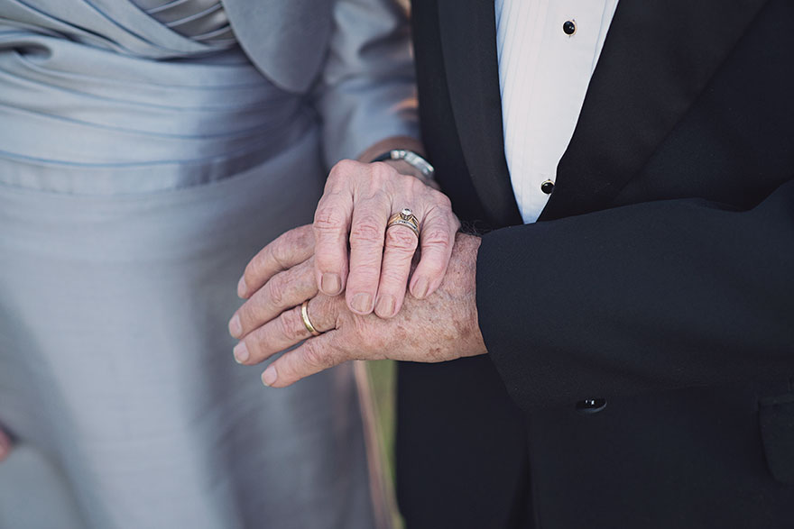 couple-70th-wedding-anniversary-photoshoot-8